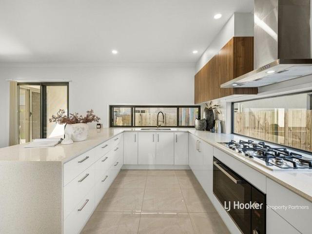 21 Leven Street, QLD 4108