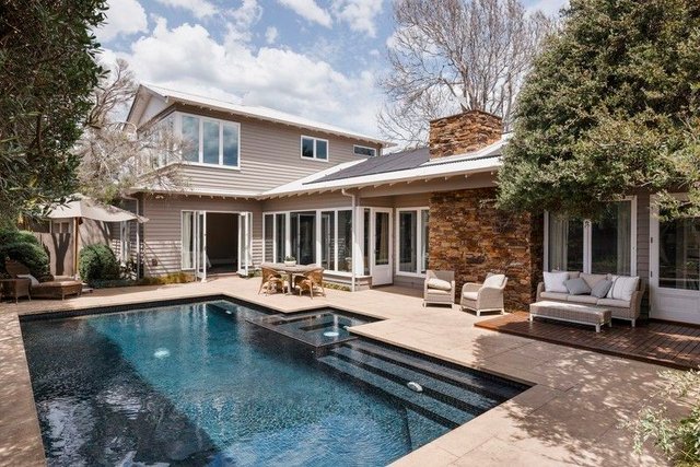 4 Coral  Avenue, VIC 3193