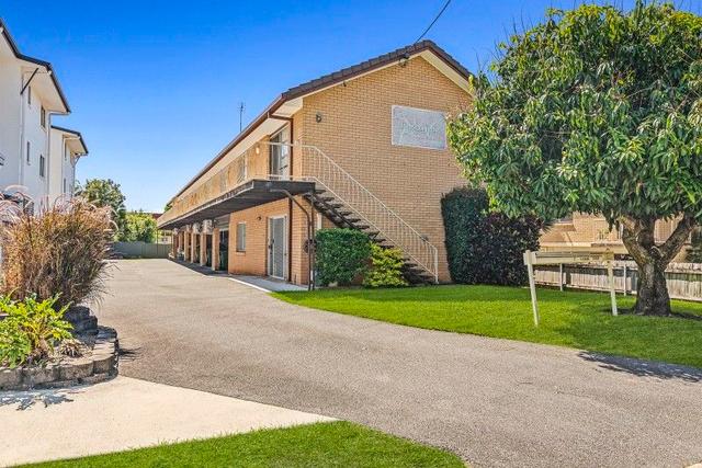 2/70 McLean Street, QLD 4225