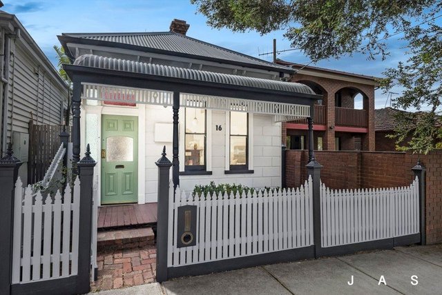 16 Charles Street, VIC 3011