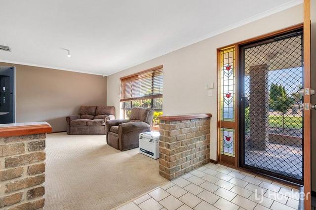 15 Protea Court, SA 5114