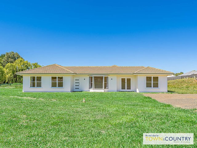 5 Harrison Place, NSW 2350