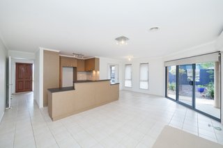 Kitchen to living