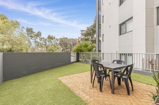 45/6 Walsh Loop, WA 6027
