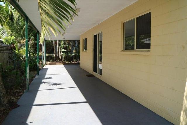 21 Gladstone Street, QLD 4740