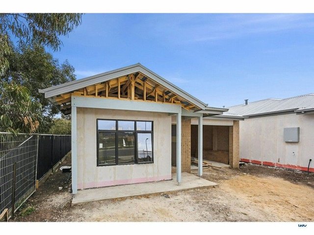 15 Warner Street, VIC 3241