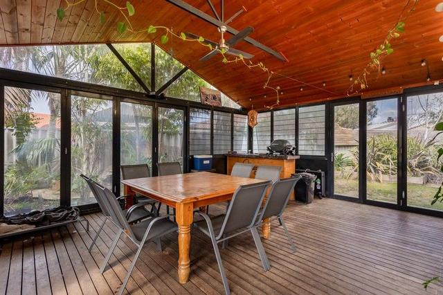 9 Bishop Place, WA 6280