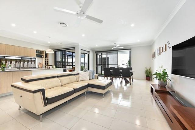 98 Greenbank Drive, NSW 2148