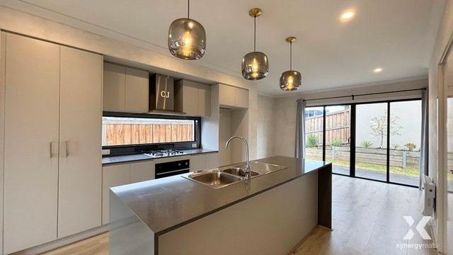 32 Sasha Crescent, VIC 3029