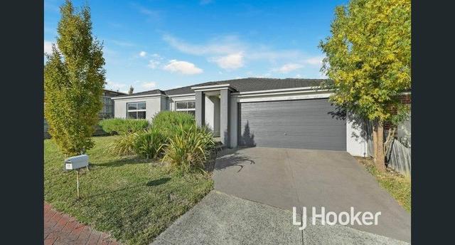 17 McClenaghan Place, VIC 3810
