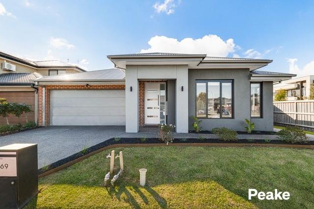 69 Petaluma Crescent, VIC 3809