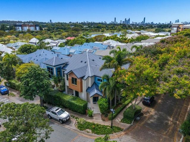 3200 Central Place, QLD 4211