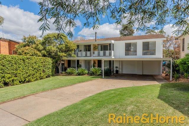 7 Greenslopes Court, NSW 2830