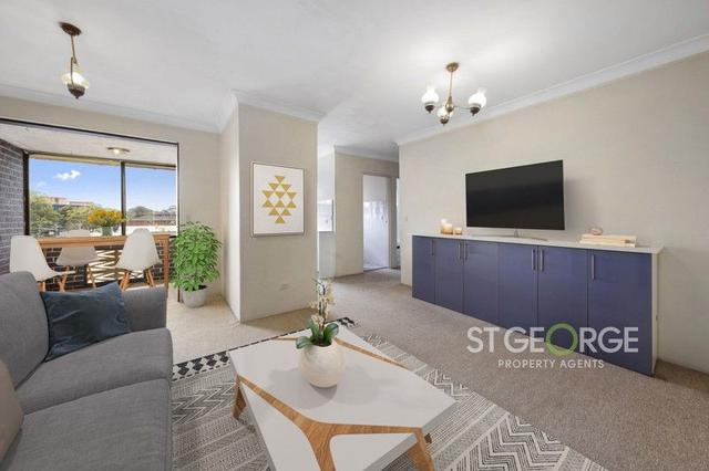 11/27-29 Apsley Street, NSW 2222