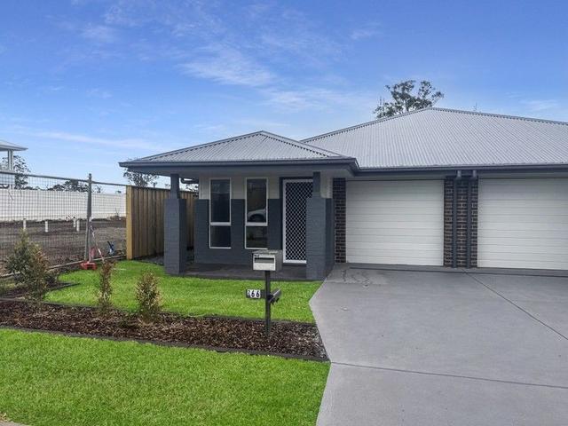 2/66 Malachite Street, NSW 2322