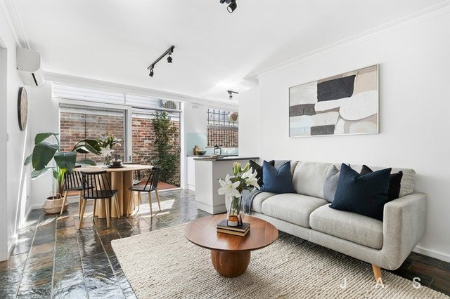 1/58 Mason Street, VIC 3015