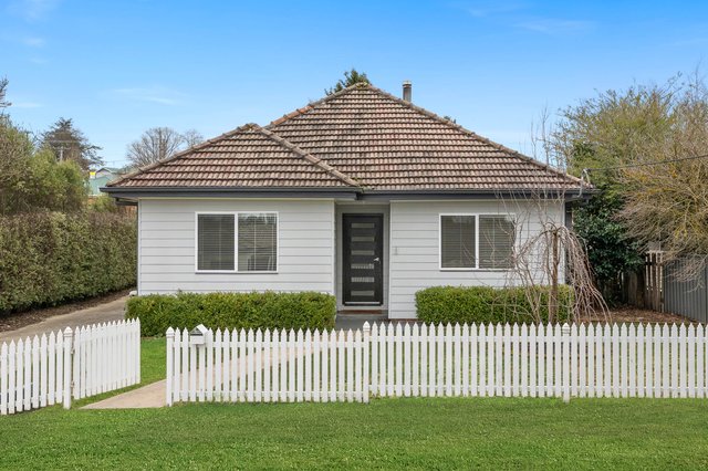 8 Oram Street, NSW 2583