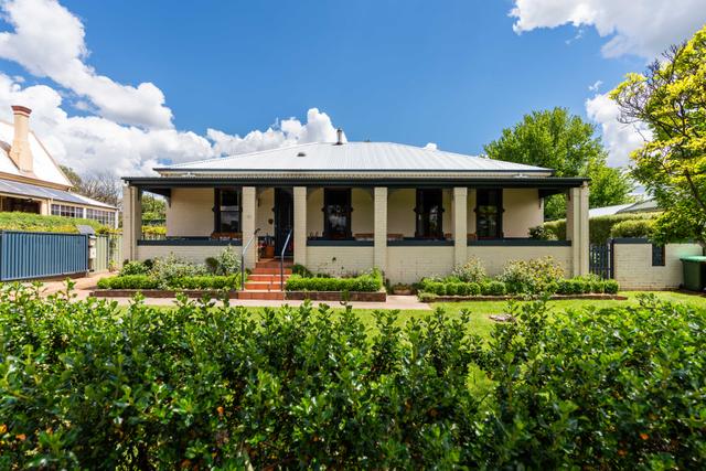 83 Woodward Street, NSW 2800