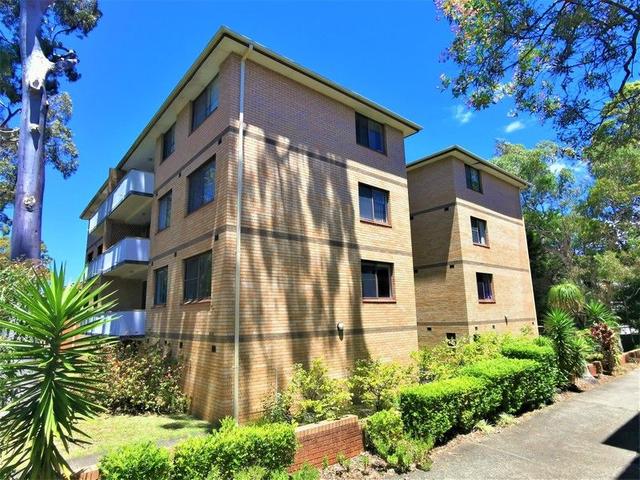 2/27 Illawarra Street, NSW 2218