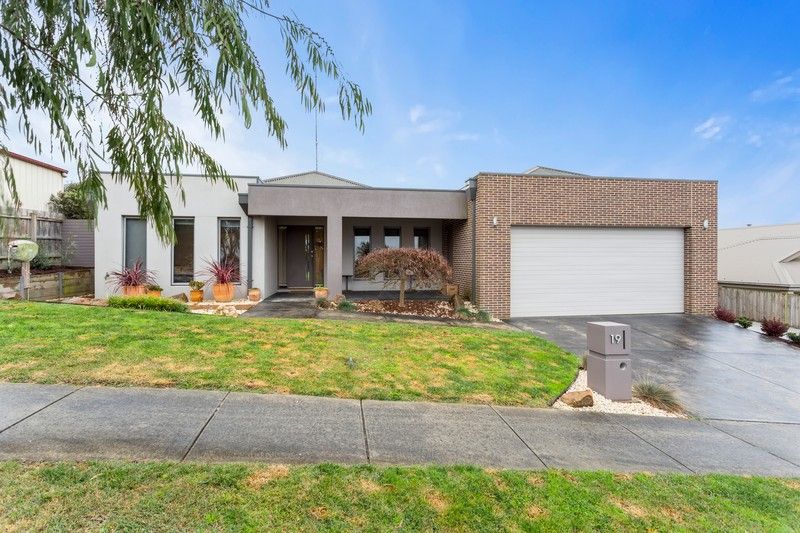 19 Cromie Drive, Warragul VIC 3820 Allhomes