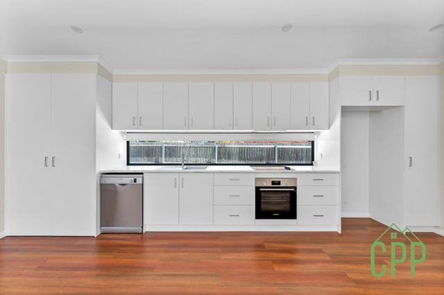83B Officer Cres, ACT 2602