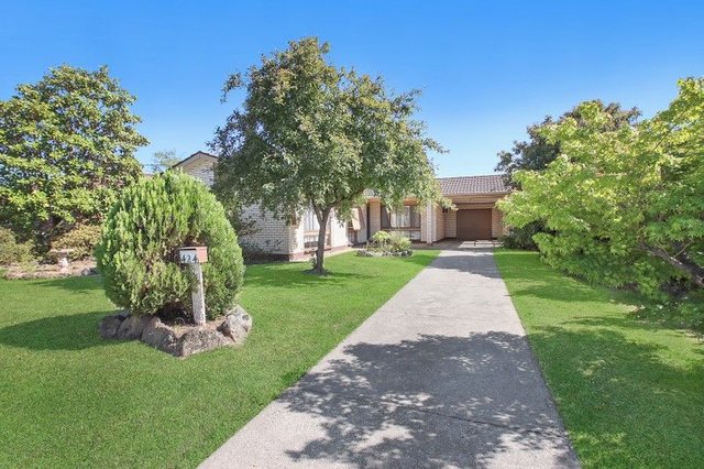 424 Schaefer Street, NSW 2641