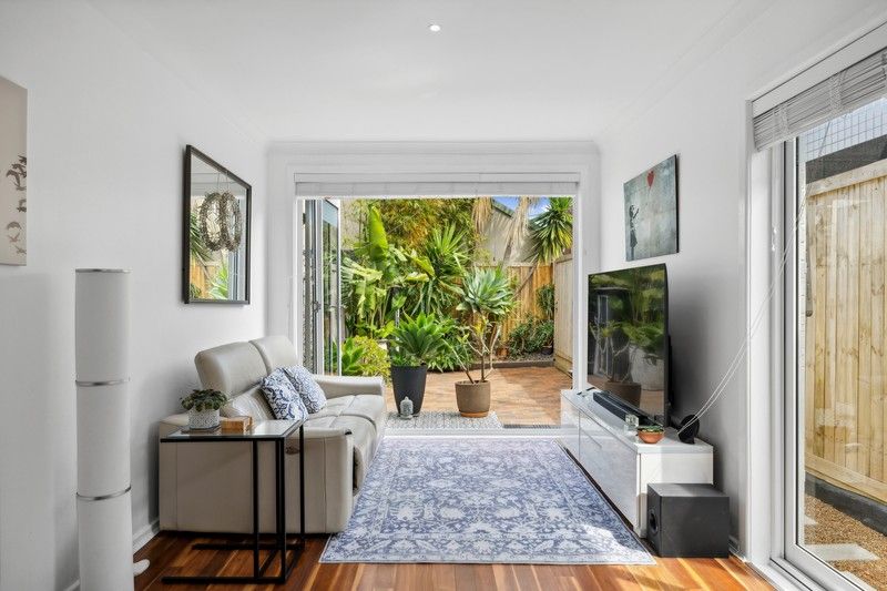 https://images.allhomes.com.au/property/photo/853a6a83b6bdfa3845d5a9ec603a93c9_hd.jpg