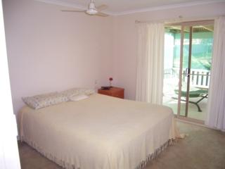 Bed 1 (2007-06-01)