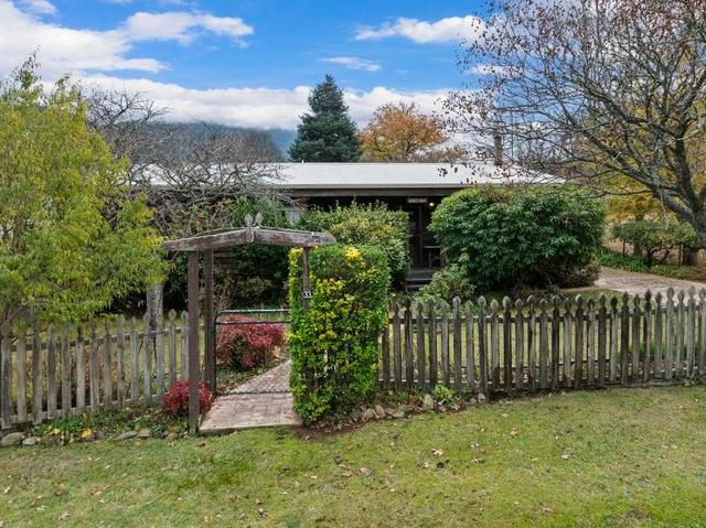 33 Nash Street, VIC 3723