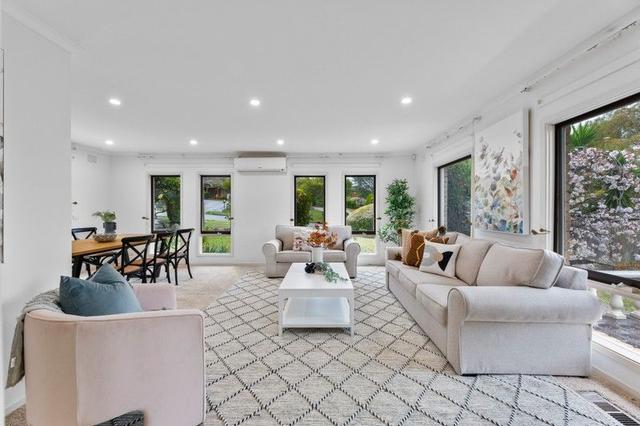2 Shearers Court, VIC 3133