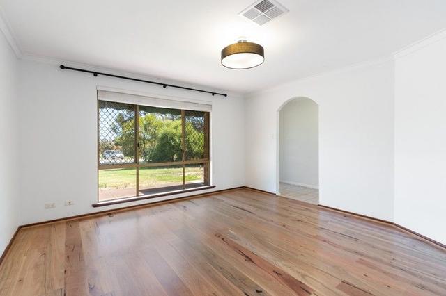 11 Lawson Place, WA 6166