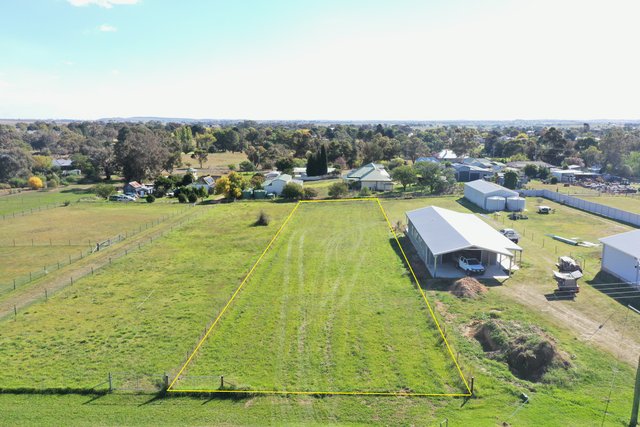 97 Farm Street, NSW 2586