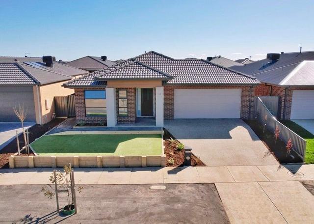 12 Cassowary Way, VIC 3358