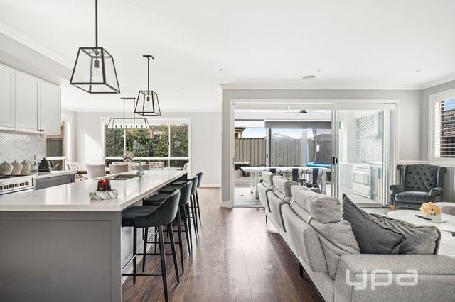 32 Parkfront Crescent, VIC 3064