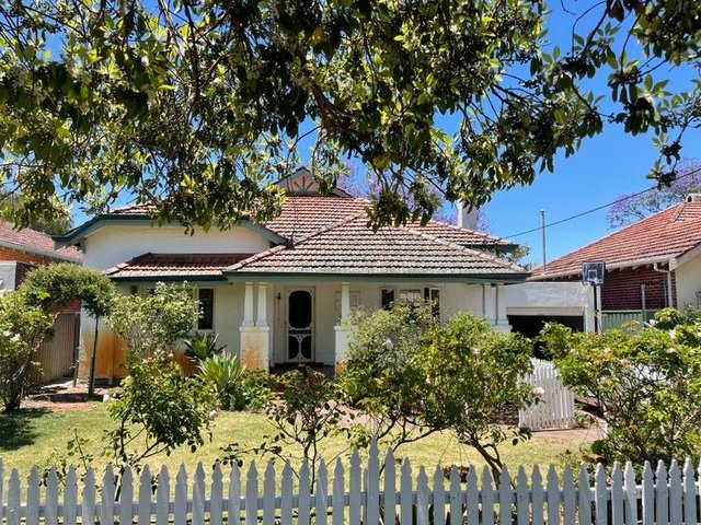 168 Tenth Avenue, WA 6052