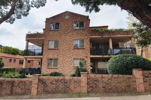 8/6-8 Cairns Street, NSW 2210