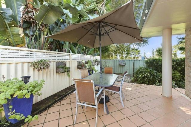 2/8 Woods Street, NSW 2444