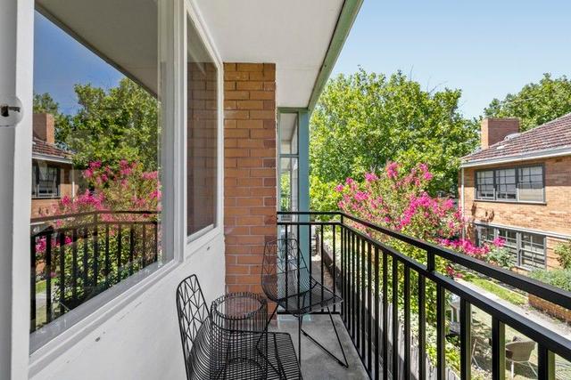 5/20 Pine Avenue, VIC 3184