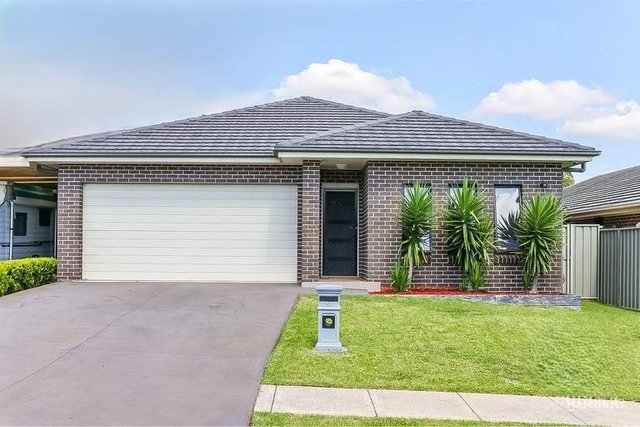 54 Jubilee Circuit, NSW 2560
