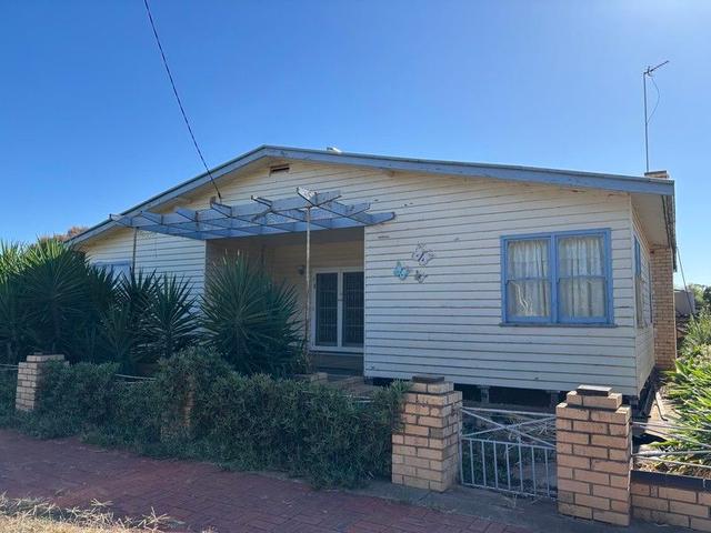 24 Hoban St, VIC 3482
