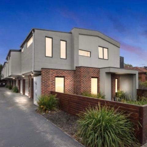2/95 Sussex  Street, VIC 3044