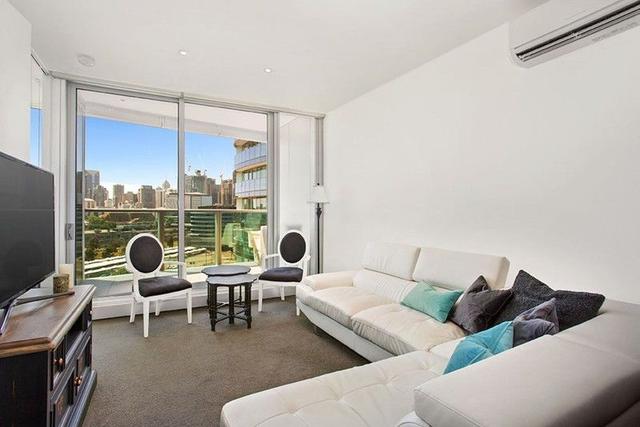 N2204/241 Harbour Esplanade, VIC 3008