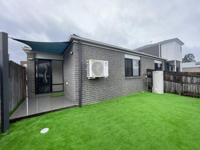 1/19 Linton Street, QLD 4131