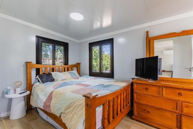 2 Furlong Street, NSW 2830