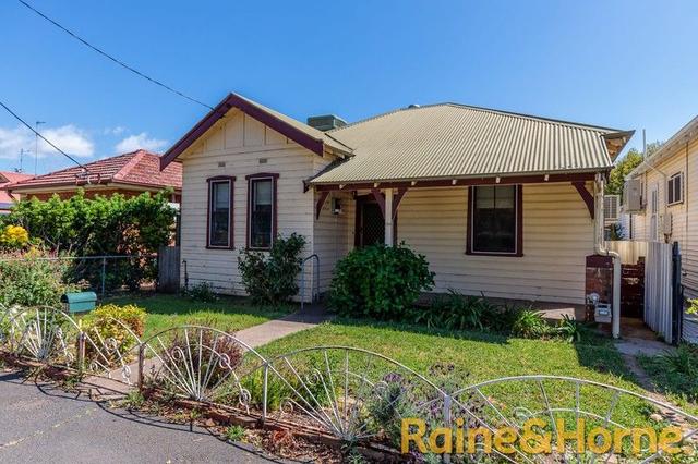 130 Bultje Street, NSW 2830
