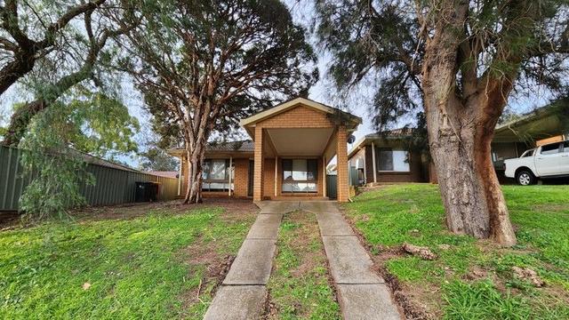 2 Palm Court, NSW 2560