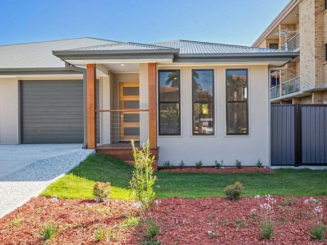 2/17 Elcata Avenue, QLD 4507