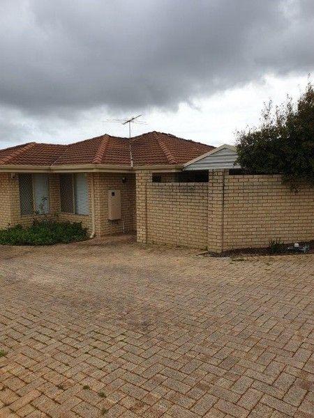 1/75 Campion Ave, WA 6021
