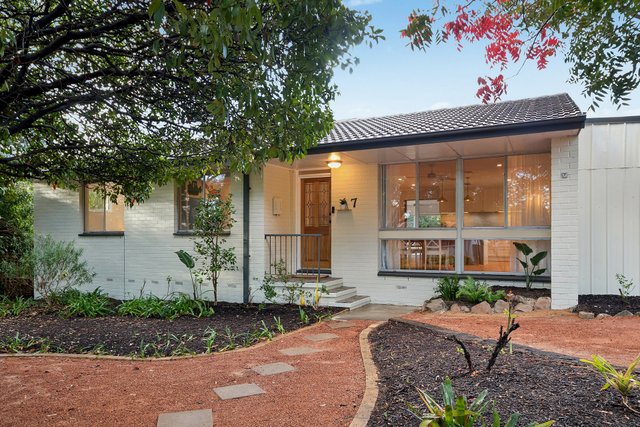 7 Rolland Place, ACT 2615