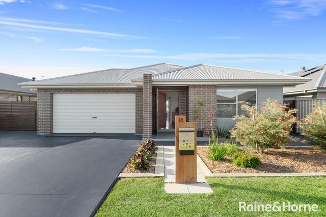 18 Brassia Rise, NSW 2541